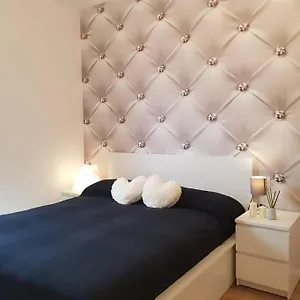 Bsuites Trieste In Centro Storico Con Wifi Apartment