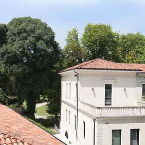  Aparthotel Eremitani