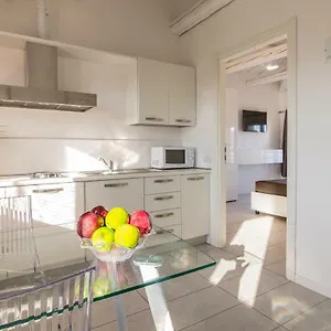 Ypapartments Fiera Apartment